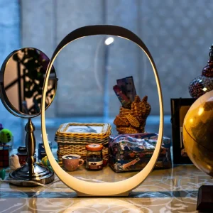 foscarini-anisha-mala-stolna-lampa-bijela-44029-02121007.webp FOSCARINI ANISHA MALA STOLNA LAMPA BIJELA