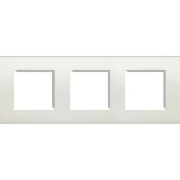 living-light-pokrovni-okvir-222m-71mm-bijeli-22698-04070749.webp LIVING LIGHT POKROVNI OKVIR 2+2+2M 71mm BIJELI