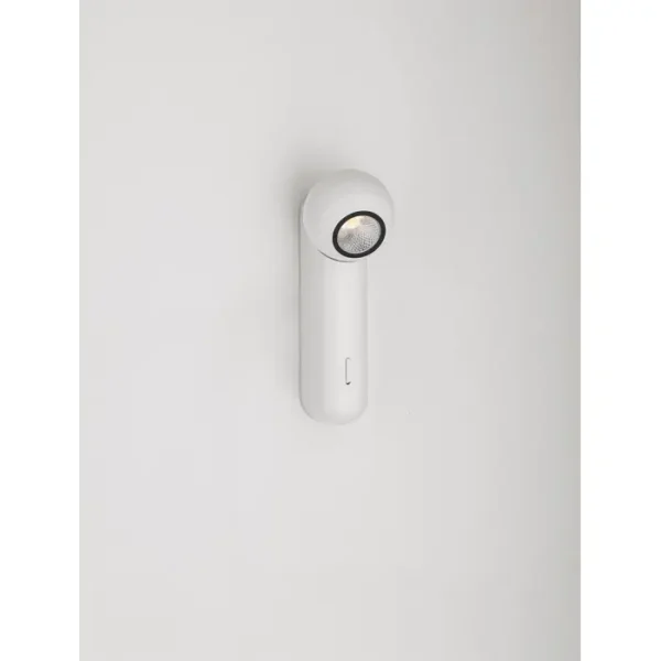 notic-zidna-led-svjetiljka-7w-ip20-3000k-bijela-prekidac-na-62563-02232699.webp NOTIC ZIDNA LED SVJETILJKA 7W IP20 3000K BIJELA PREKIDAČ NA TIJELU SVJETILJKE