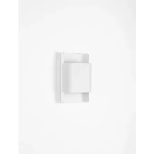 POLLY ZIDNA SVJETILJKA BIJELA 
LED 10Watt 220-240Volt 608lm 
3000K IP54